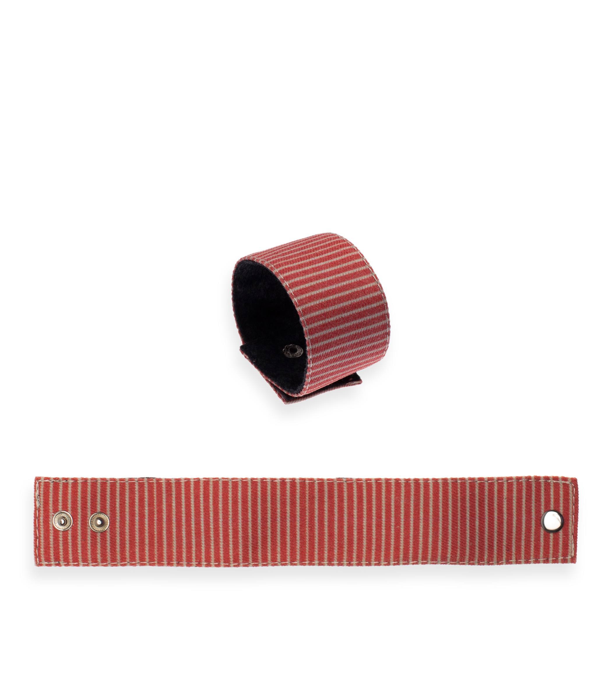 cotton-wristband-red-line-pt-ii