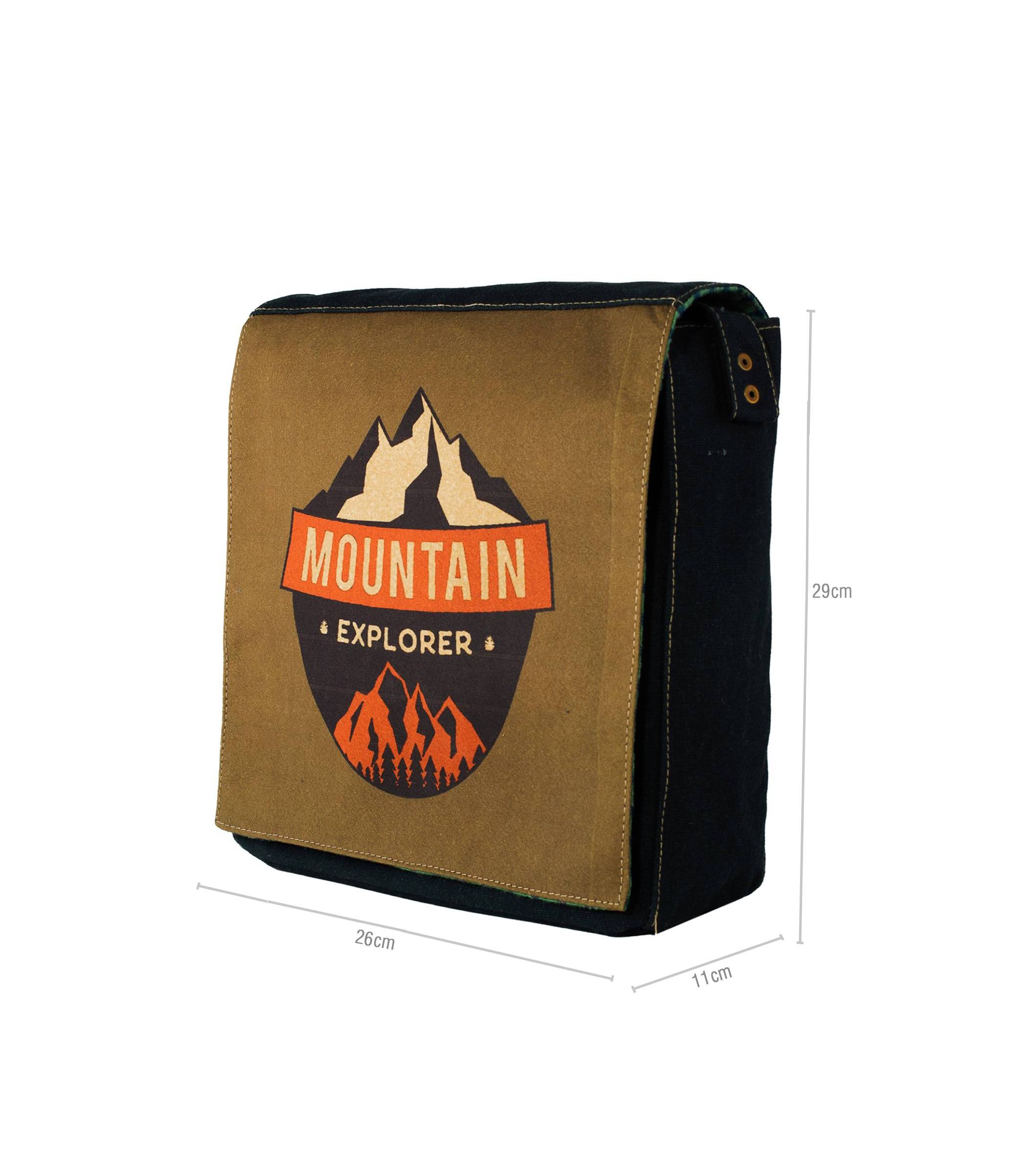 waxed-canvas-messenger-bag-mountains3